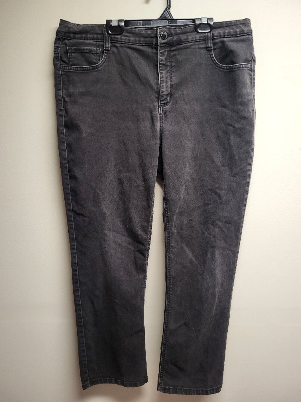 Jones New York Lexington Straight Black Jeans Size 16W Washed Denim